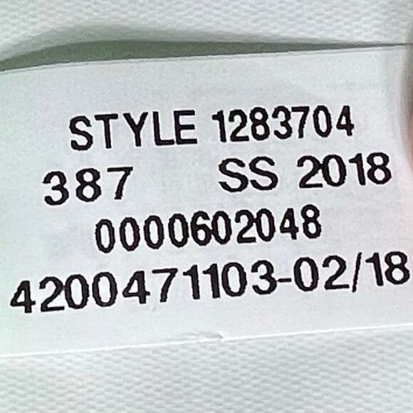 Under Armour Moisture Wicking Striped Polo with “Mi-Tech Tungsten Metals”‎ Patch - Picture 13 of 13